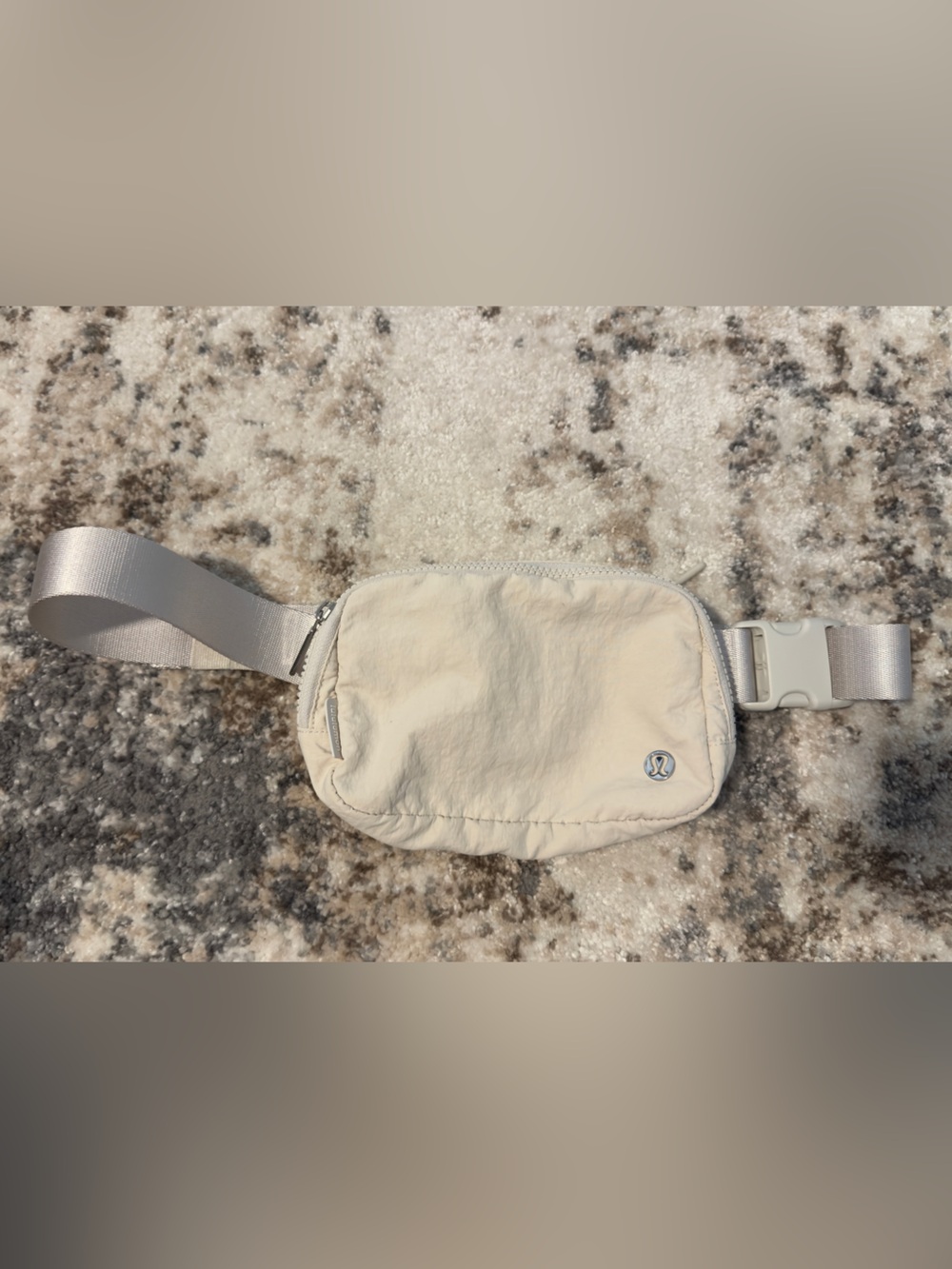 lululemon athletica cream belt bag